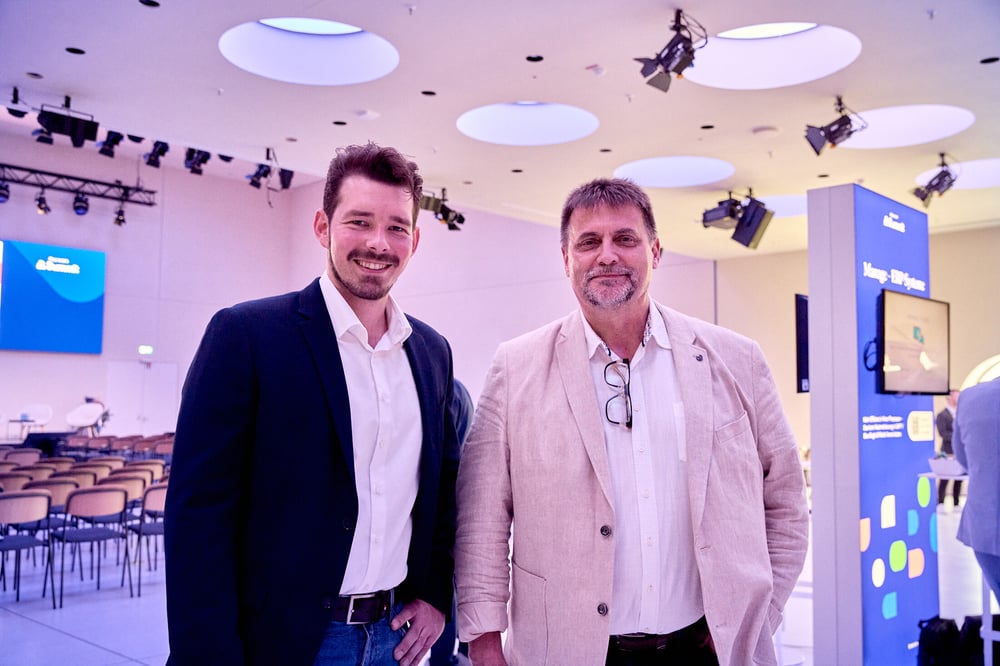 Aareon Summit mit Dennis-Heinrichs und Dr Henri Lüdeke von WBV-Coswig Aareon Summit mit Dennis-Heinrichs und Dr Henri Lüdeke von WBV-Coswig
