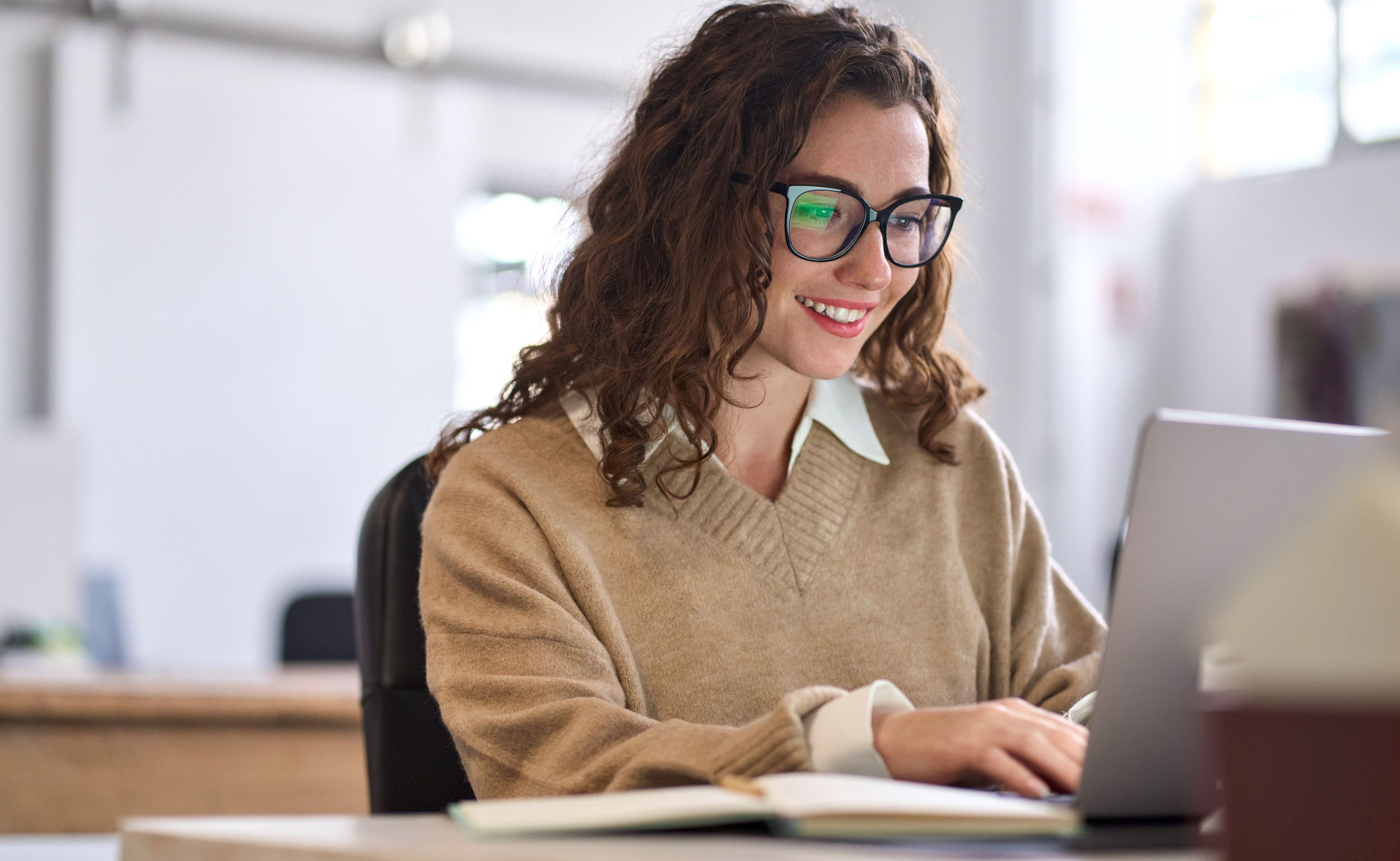 AdobeStock_544056384_Background_web